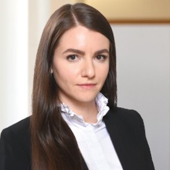 Alina Alavi Kia (1)